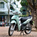 How to drive a semi- automatic scooter for a beginner?