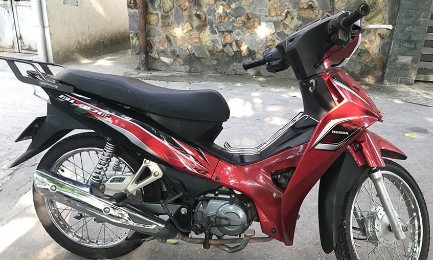 Honda Blade 110 2016 (Red-White-Black) - Happy Zip Motorbikes